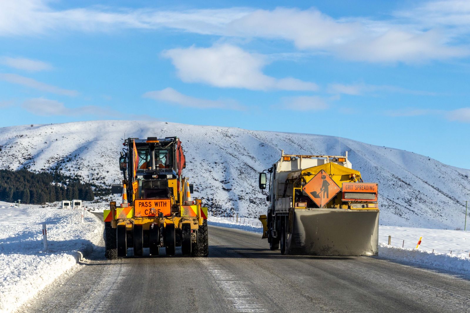 Roading - snow clearing banner image