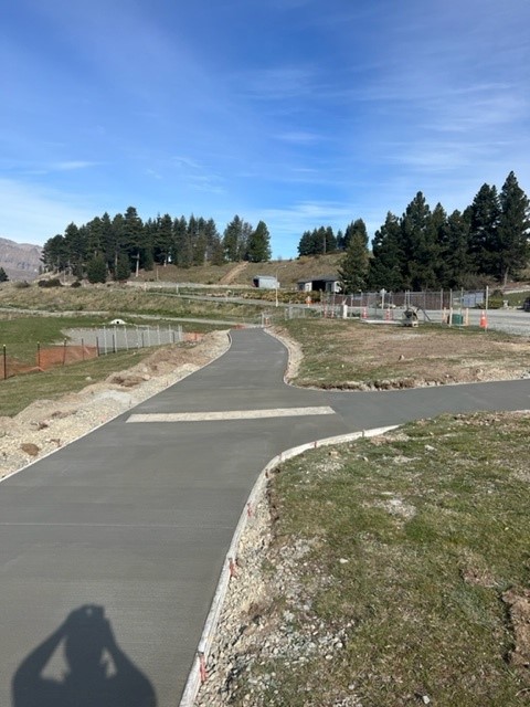 Tekapo Lakefront paths