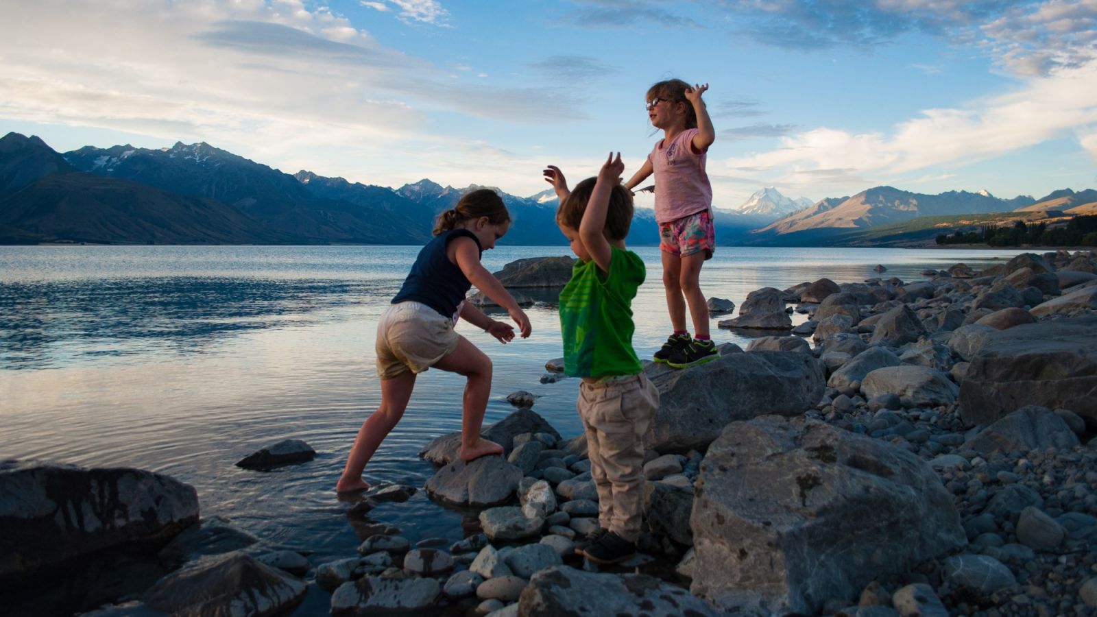 Children at Pukaki banner image