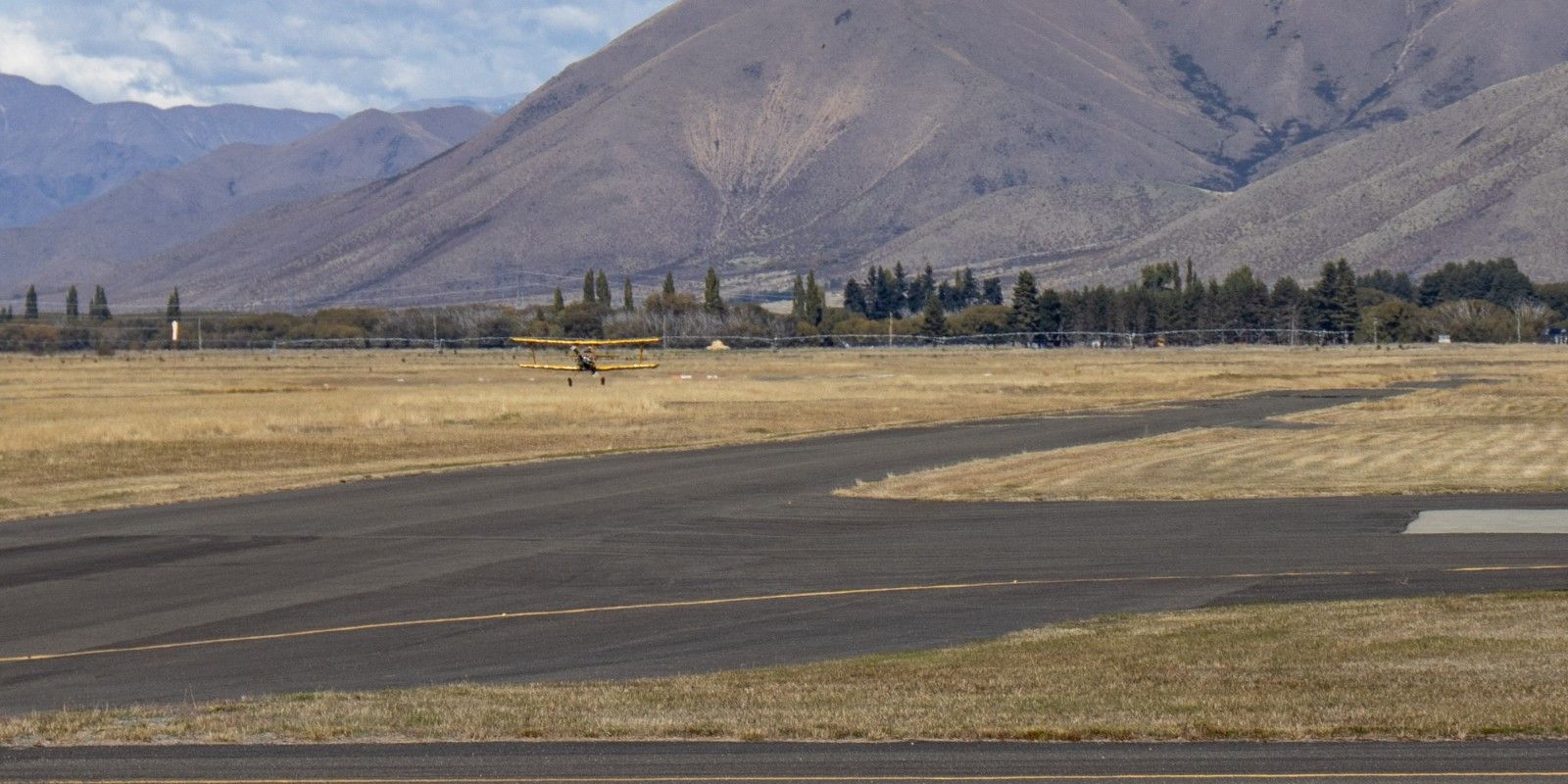 Pukaki Airport runway banner image